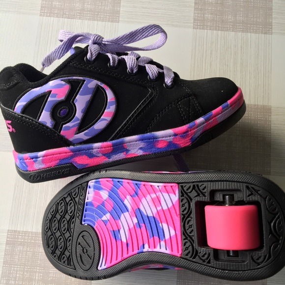 kids heelys size 10